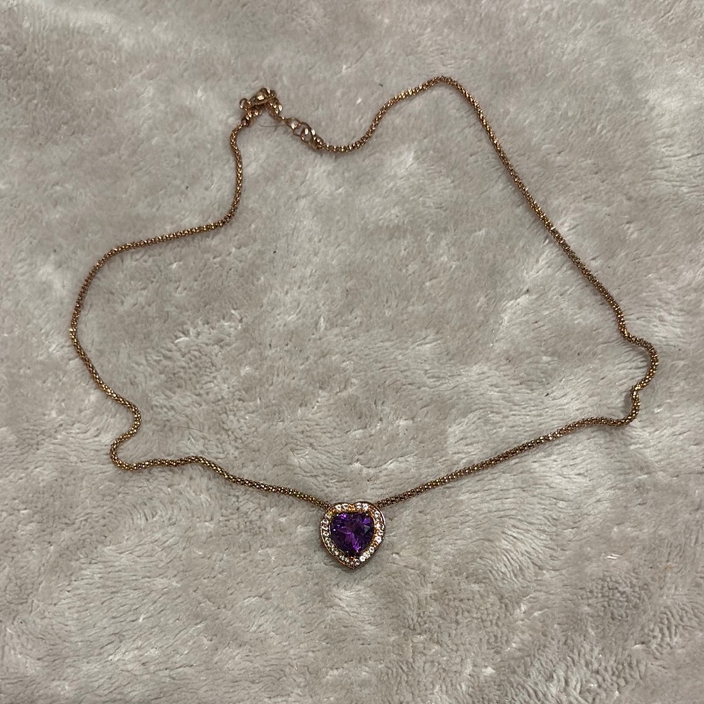 Elegant Purple Heart Pendant Necklace